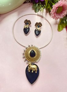 Traditional - Mother of Pearl Set